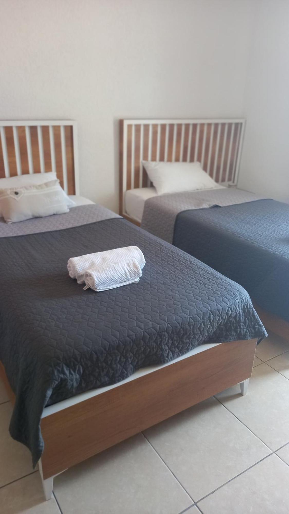 Apartmani Dini Ulcinj Ruang foto