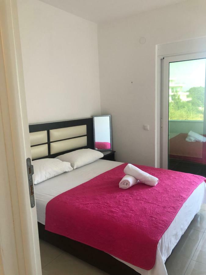 Apartmani Dini Ulcinj Bagian luar foto