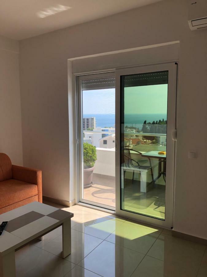 Apartmani Dini Ulcinj Bagian luar foto