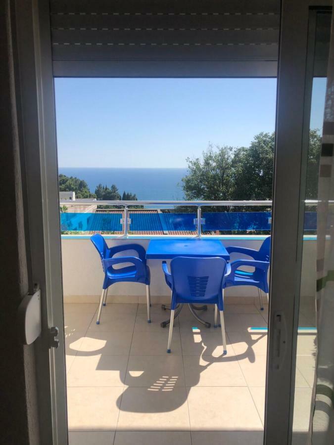 Apartmani Dini Ulcinj Bagian luar foto